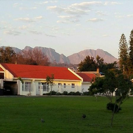 The Greens Apartment Somerset West Bagian luar foto